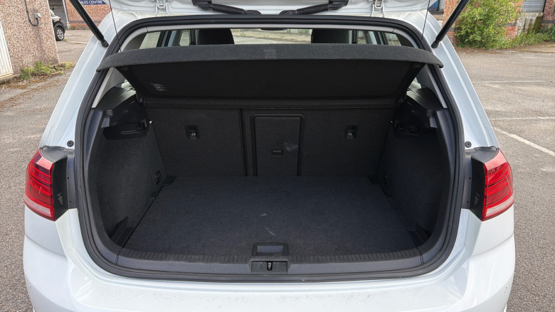 Volkswagen Golf 1.4 TSI SE [Nav] 5dr Petrol Hatchback